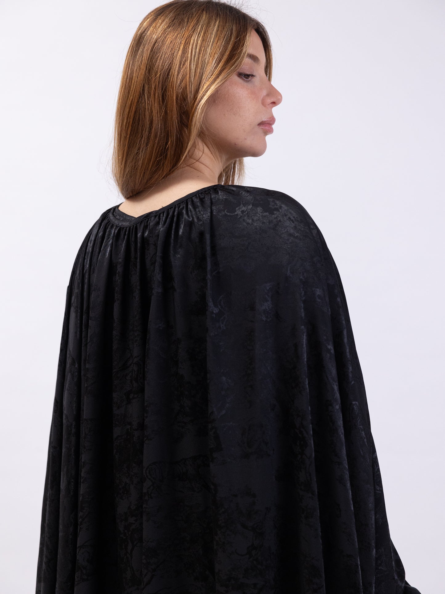 2 Piece set - black dress and bishet