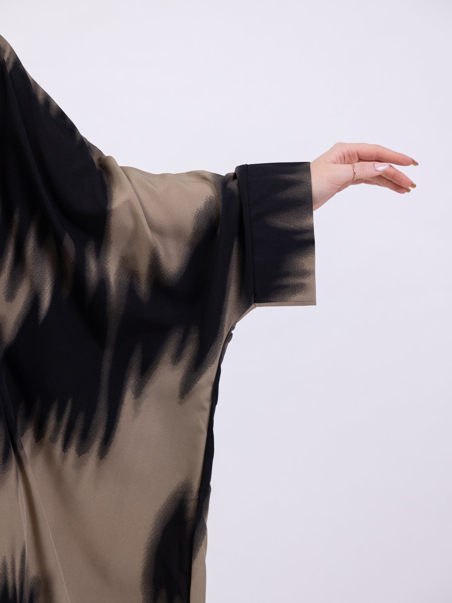 Midi black dress with beige print