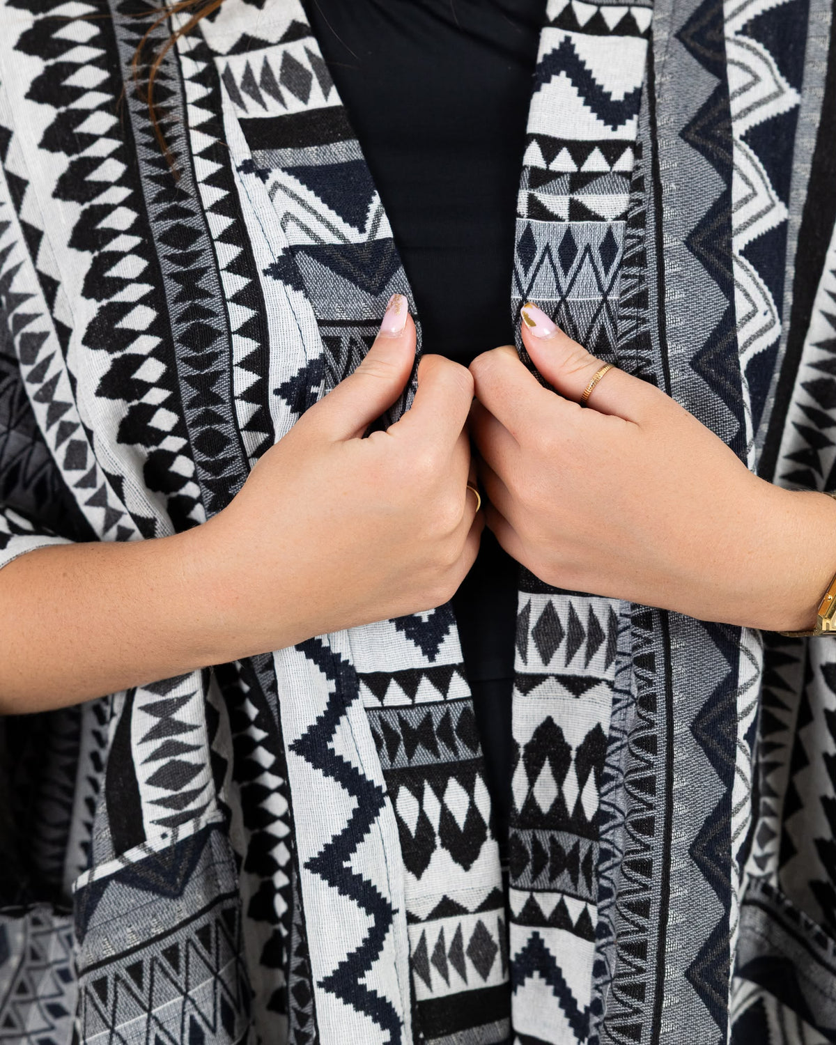 Arabic black print long sleeve jacket