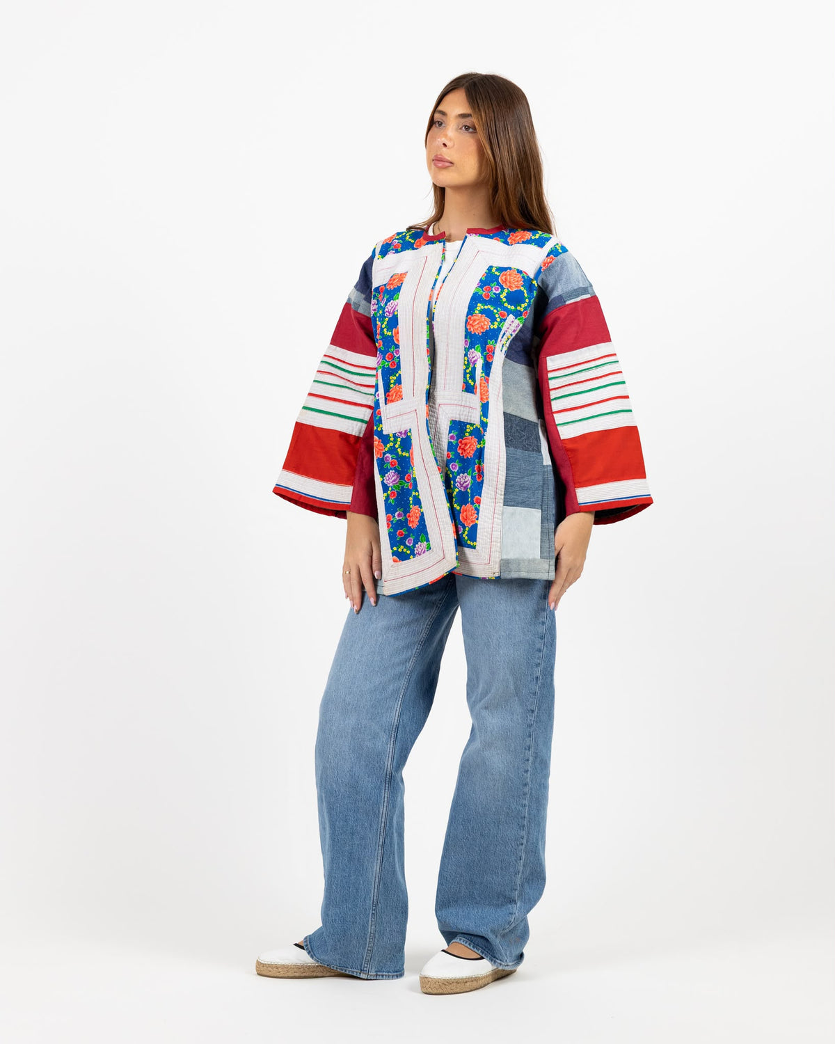 Long sleeve jacket with different prints and red sleeves