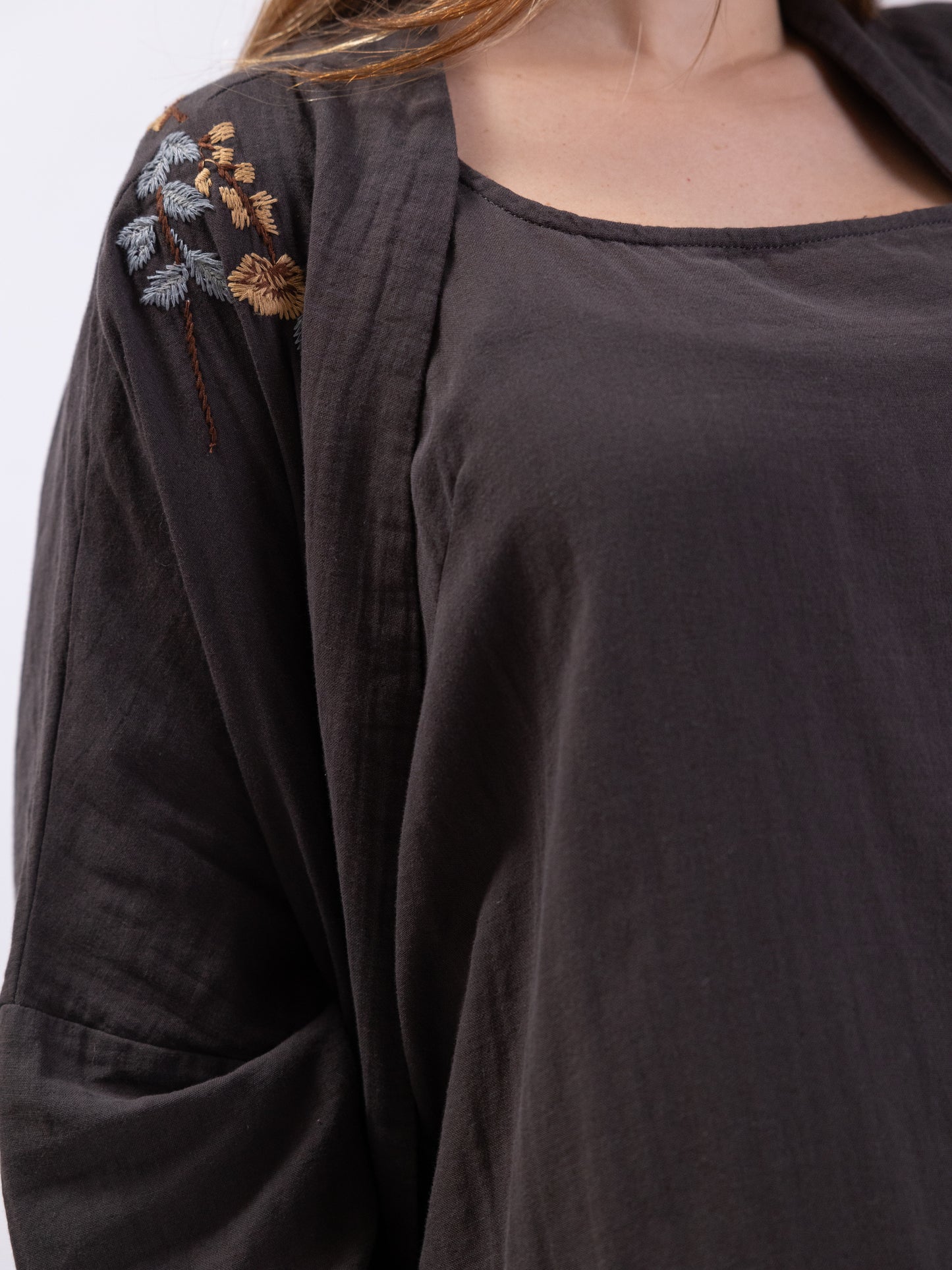 2 Piece Dark Brown Bishet