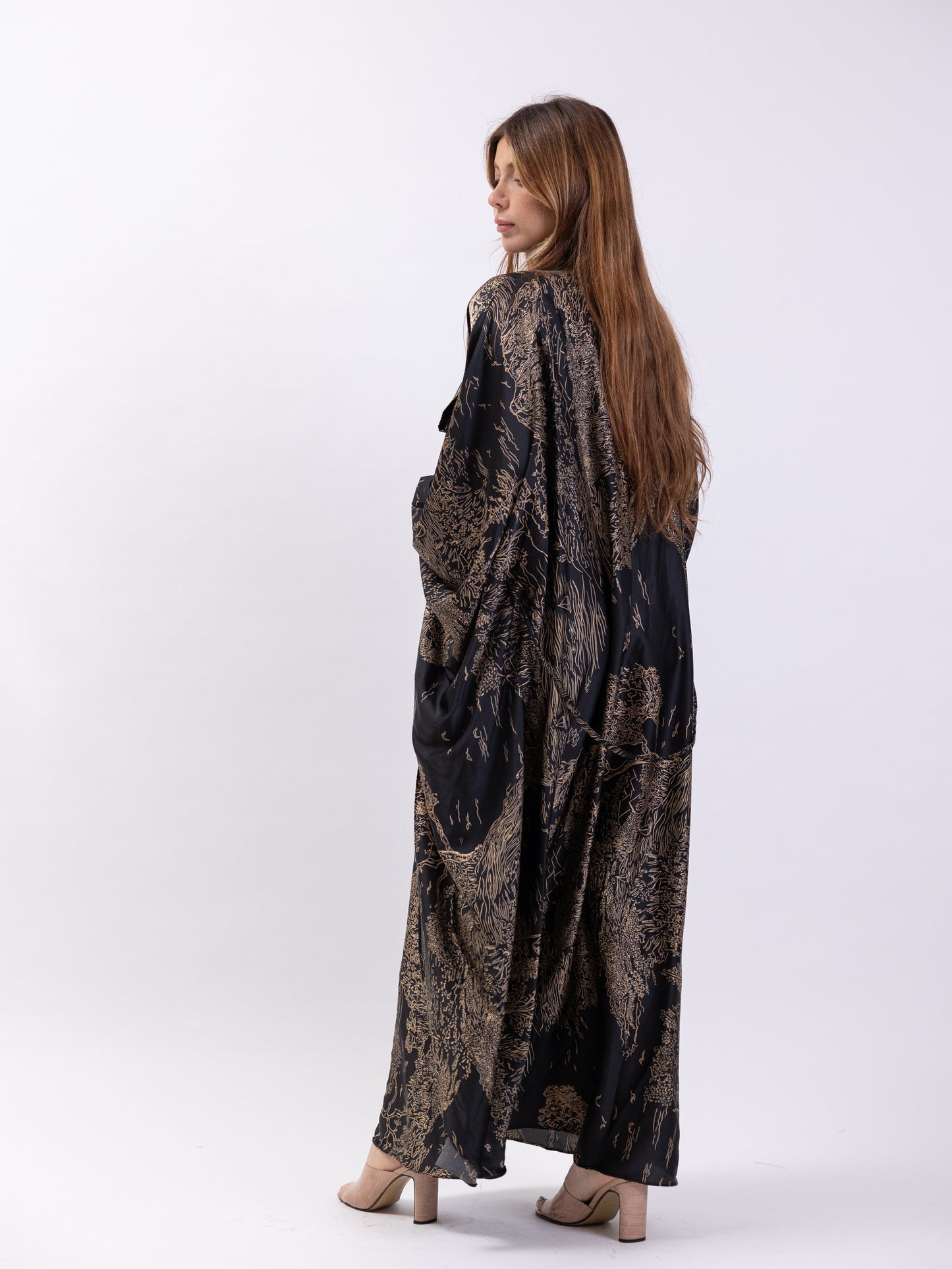 Free size midi silk dress with black and gold print