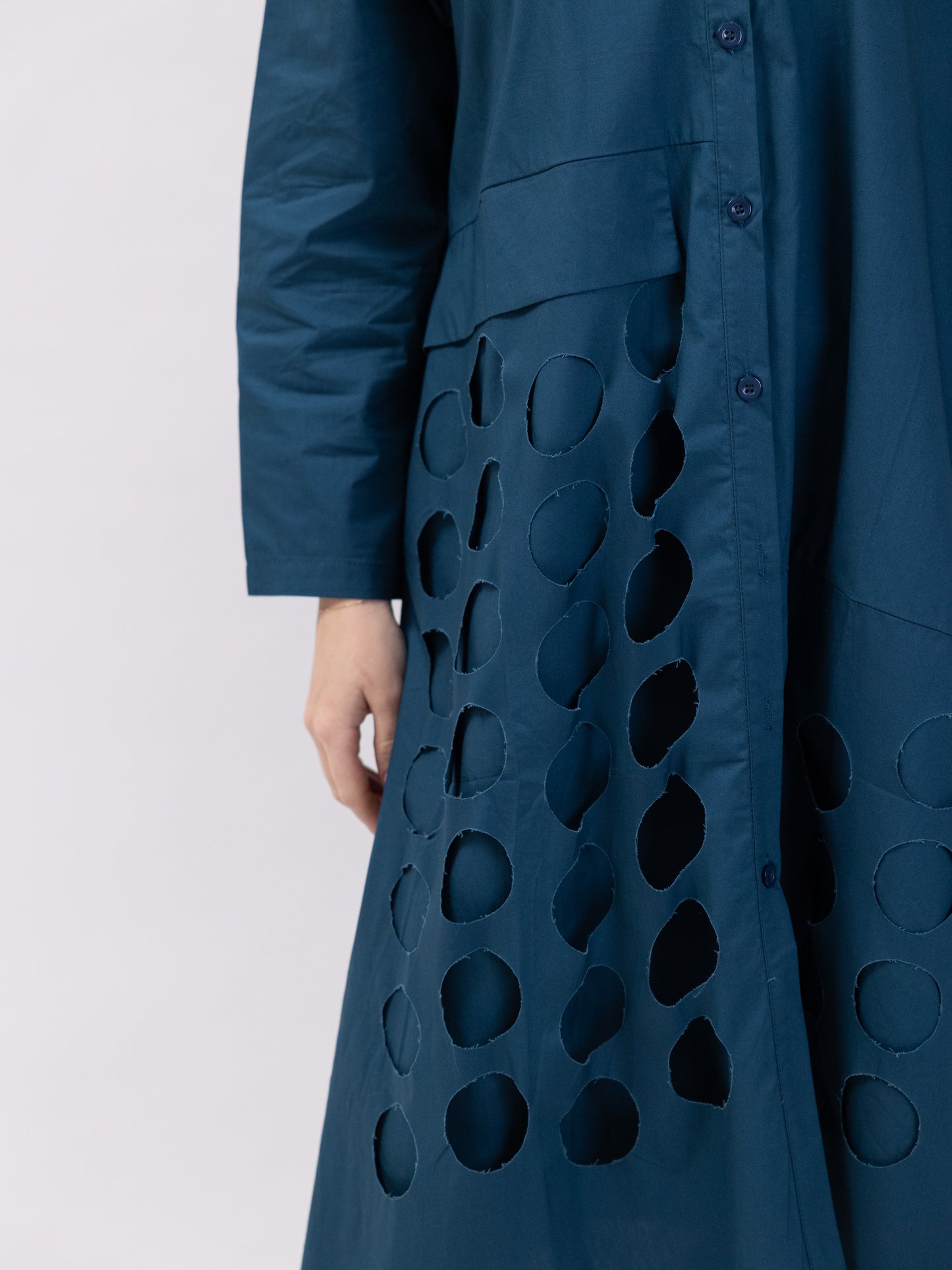 Midi shirt dress with circle cutouts - Blue
