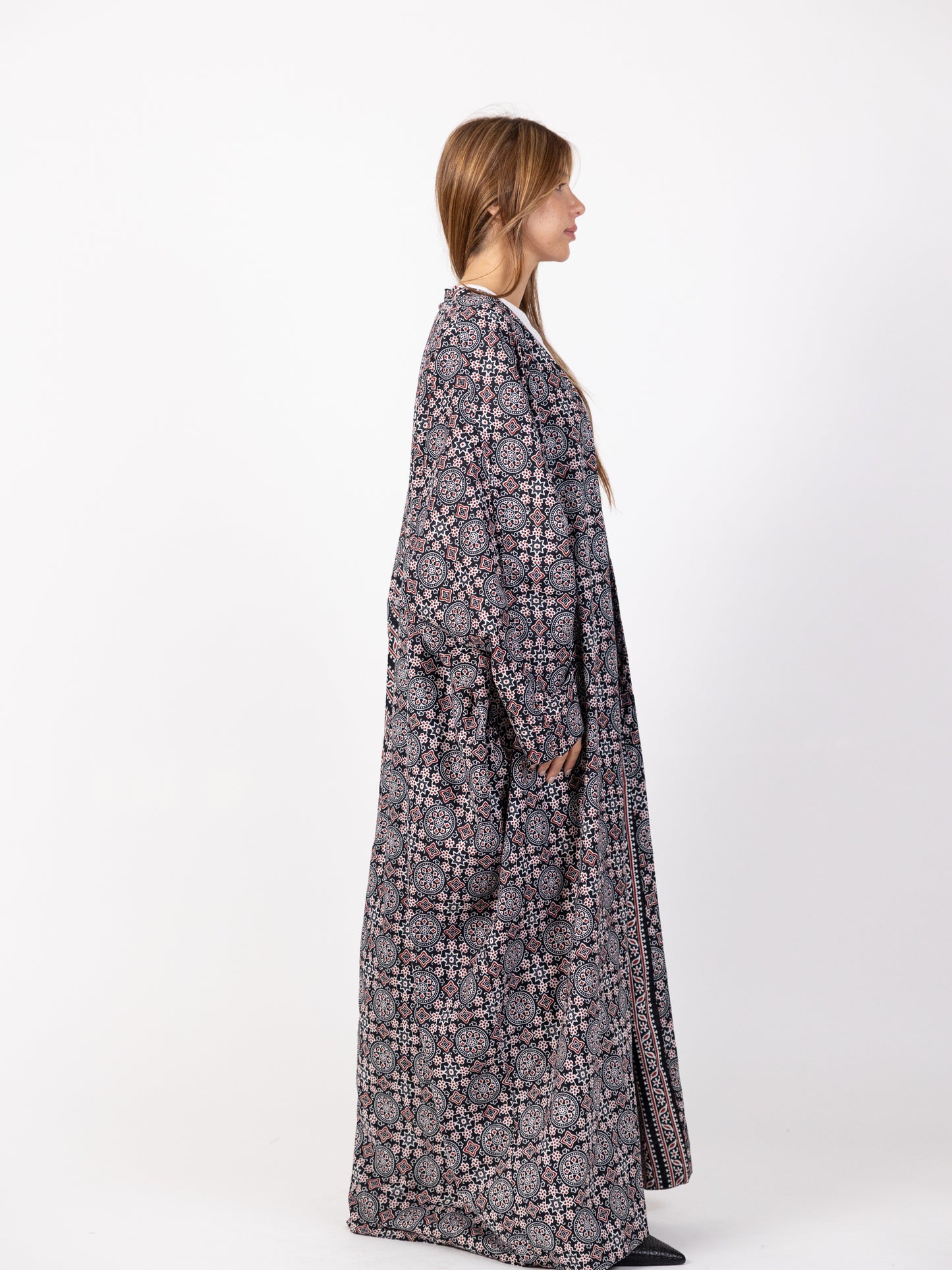 2 Sided Long black and maroon bishet