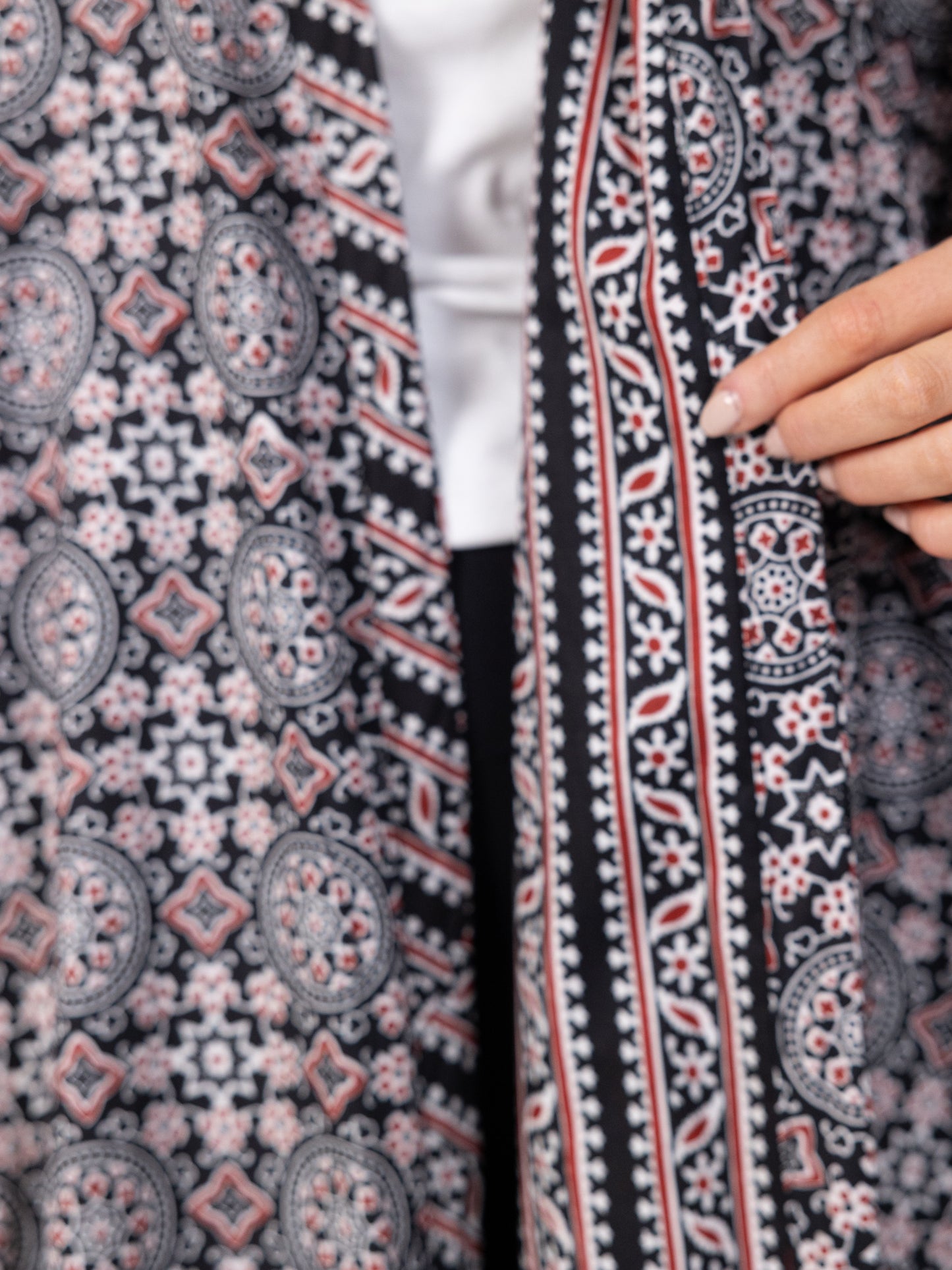 2 Sided Long black and maroon bishet