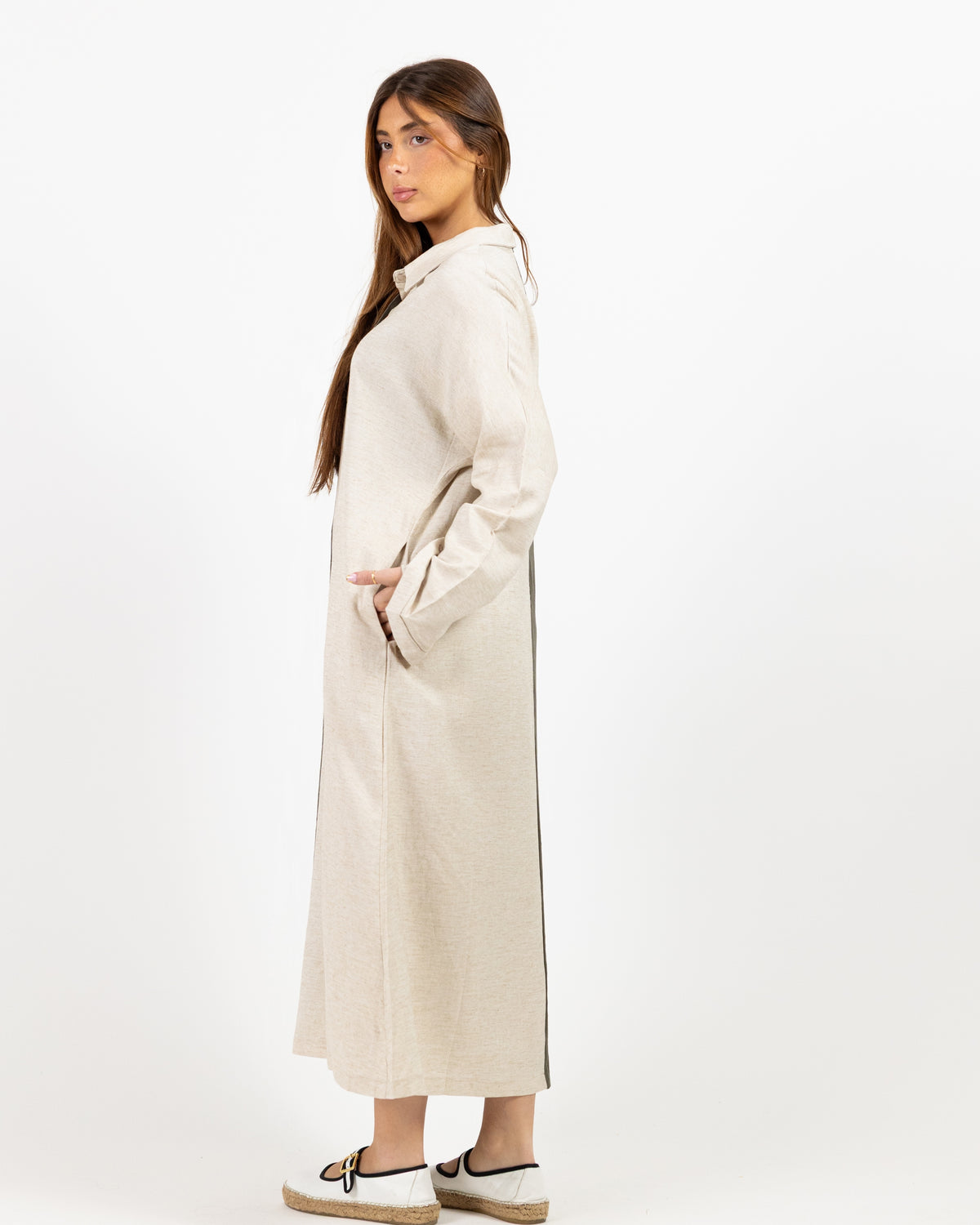 Long Sleeve 2 tone midi dress - black and cream